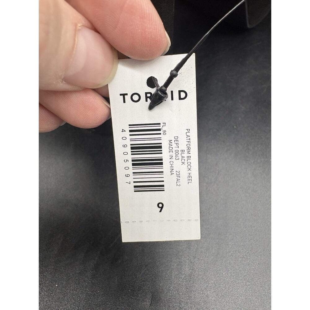 Torrid Women's Size 9 Platform Ankle Strap Heel Black Block Suede Sandal NEW - Picture 6 of 7